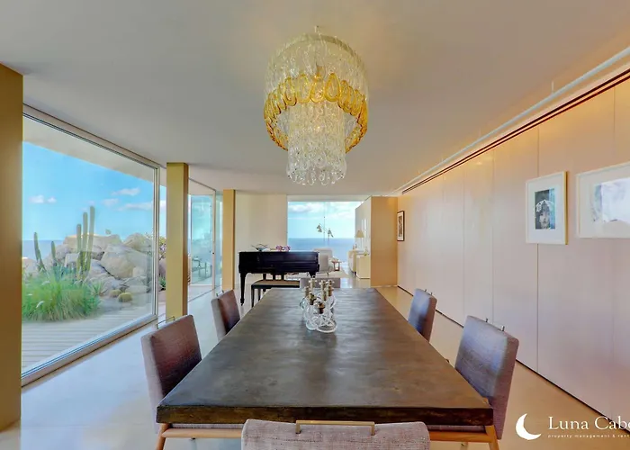 Villa Pedregal Waterfront - Heated Pool & Views *
